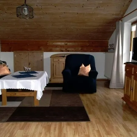 Dachgeschosswohnung Mit Toller Aussicht Vom Balkon Apartment Bad Bayersoien